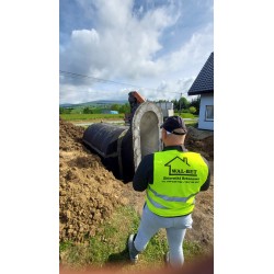 PIWNICZKA Z DACHEM KOPUŁKOWYM Z PRZEDSIONKIEM UKOŚNYM 500x240x250