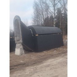 PIWNICZKA Z DACHEM KOPUŁKOWYM Z PRZEDSIONKIEM UKOŚNYM 500x240x250
